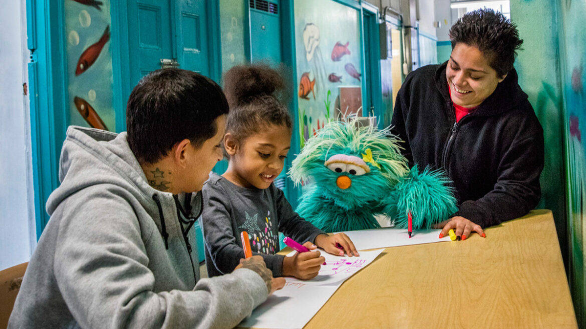 Pubmedia’s datacasting startup forges content partnership with Sesame Workshop